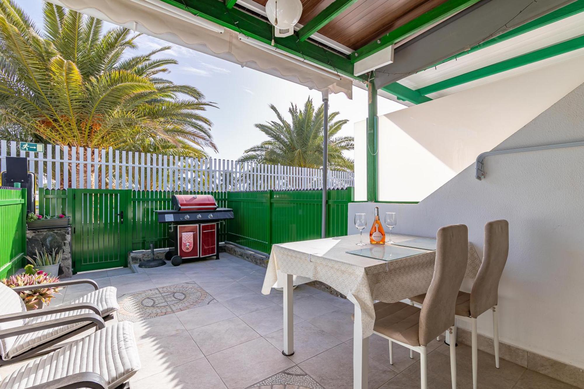 Andrea's Bungalow, Garden, Barbecue And Pool! San Bartolome de Tirajana (Gran Canaria)