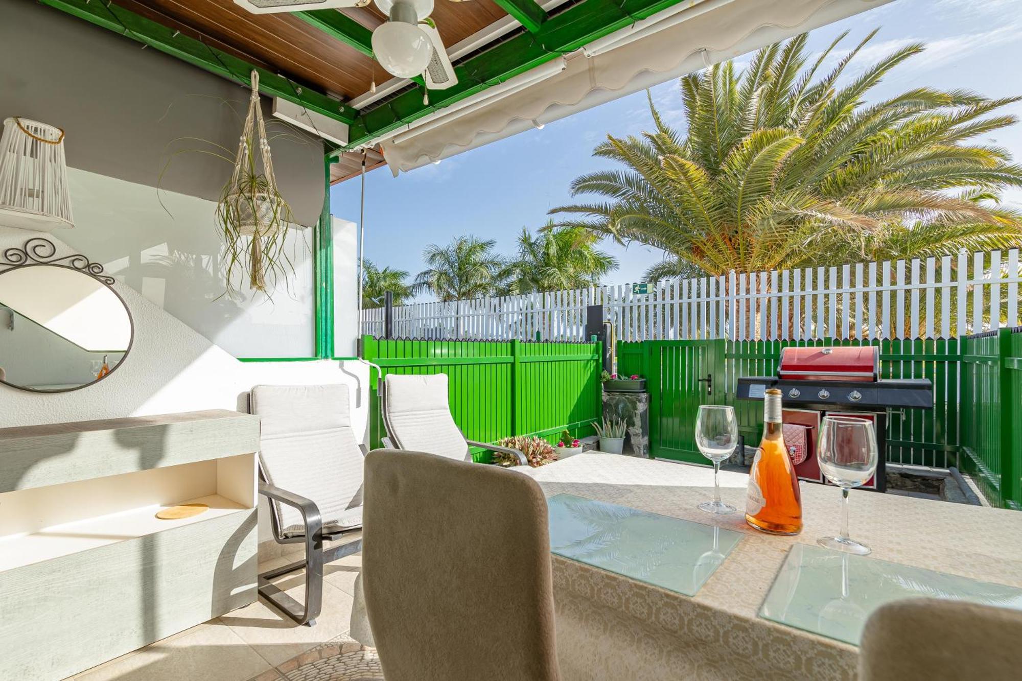 Apartment Andrea's Bungalow, Garden, Barbecue And Pool! San Bartolome de Tirajana (Gran Canaria)
